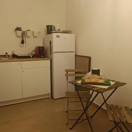 Cerami Jungle Apartment